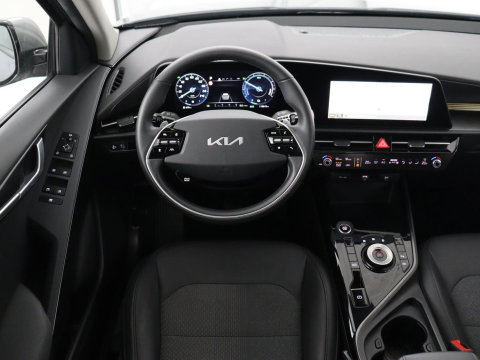 Kia Niro 1.6 GDi Hybrid DynamicLine | Trekhaak | Adaptive cruise | Camera | Carplay | Half leder | Navigatie | Sfeerverlichting | File Assistent | Parkeerhulp | Keyless | Climate control