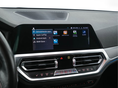 BMW 3 Serie Touring 330e High Executive M-Sportpack (Plug-in) Aut. *LEATHER-MICROFIBRE | FULL-LED | DIGI-COCKPIT | HEATED-SPORTSEATS | CAMERA | CARPLAY | SHIFT-PADDLES | NAVI-FULLMAP | PRIVACY-GLASS | ECC | PDC | CRUISE | TOWBAR | 18''ALU*