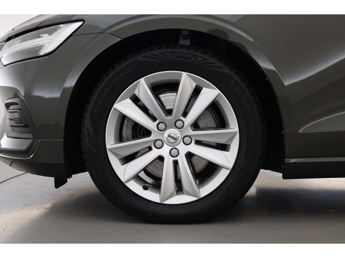 Volvo V60 2.0 B3 Momentum Business | Trekhaak | Adap. Cruise | Blis | Carplay |