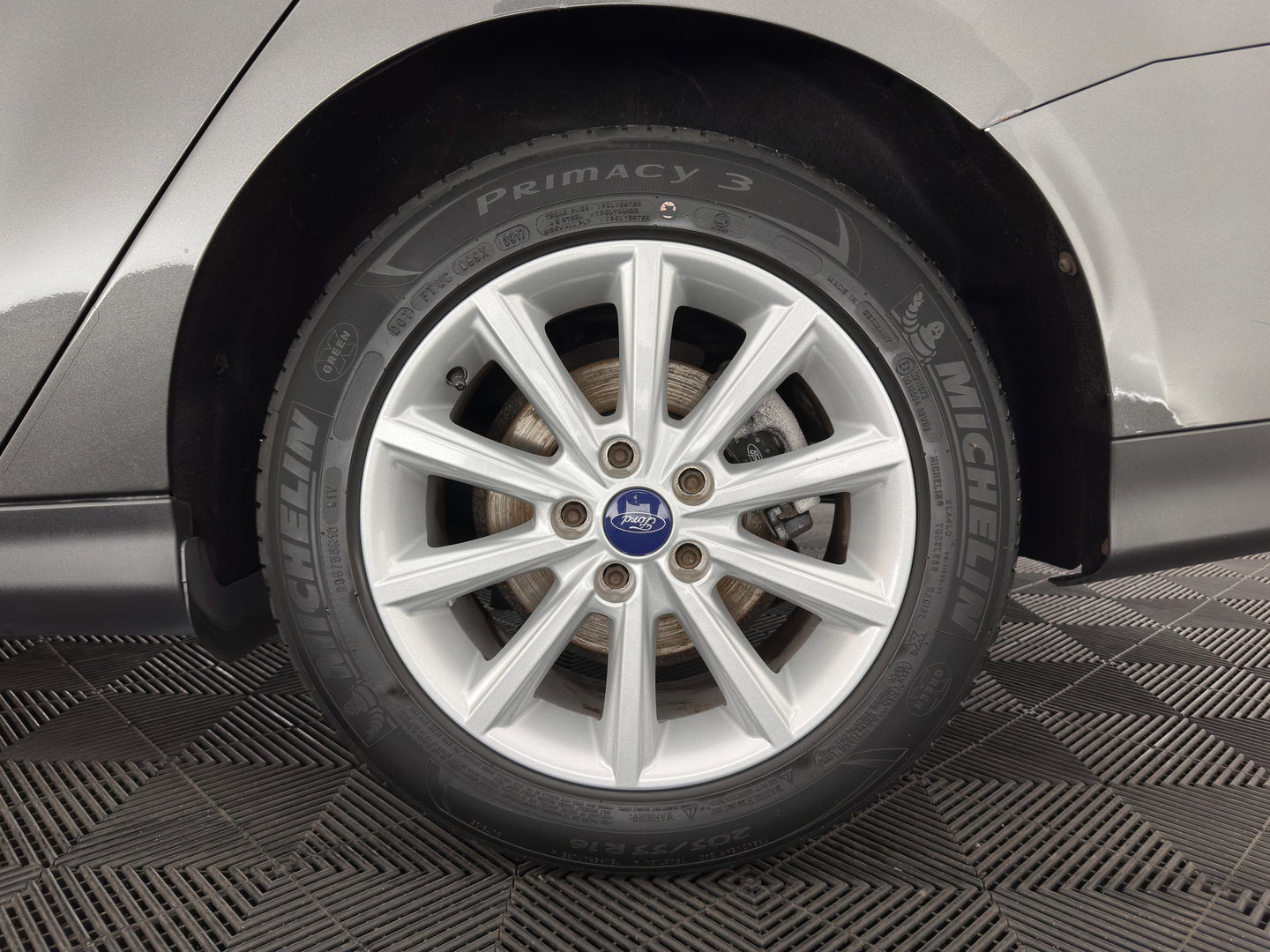 Ford FOCUS Wagon 1.5 TDCI Titanium *NAVI-FULLMAP | KEYLESS | COMFORTSEATS | SYNC-AUDIO | ECC | PDC | CRUISE | 16''ALU*