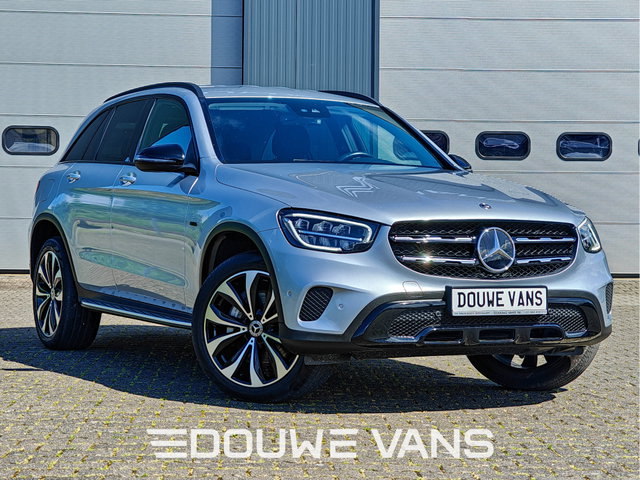 Mercedes-Benz GLC - 300e 4Matic Airco Ambiente Night Pakket Trekhaak Nieuwstaat!