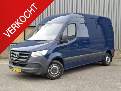 Mercedes-Benz Sprinter 311 2.2 CDI L2H2 AIRCO / CAMERA / 3 ZITS / DEALER ONDERHOUDEN / NAVI