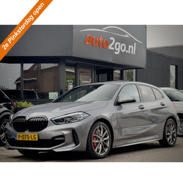 BMW 1 Serie - 120i 2.0 AUT7 M-SPORT 179PK PANODAK LEDER NAVI DIGI-DASH APPLLE-CARPLAY LED LMV PDC