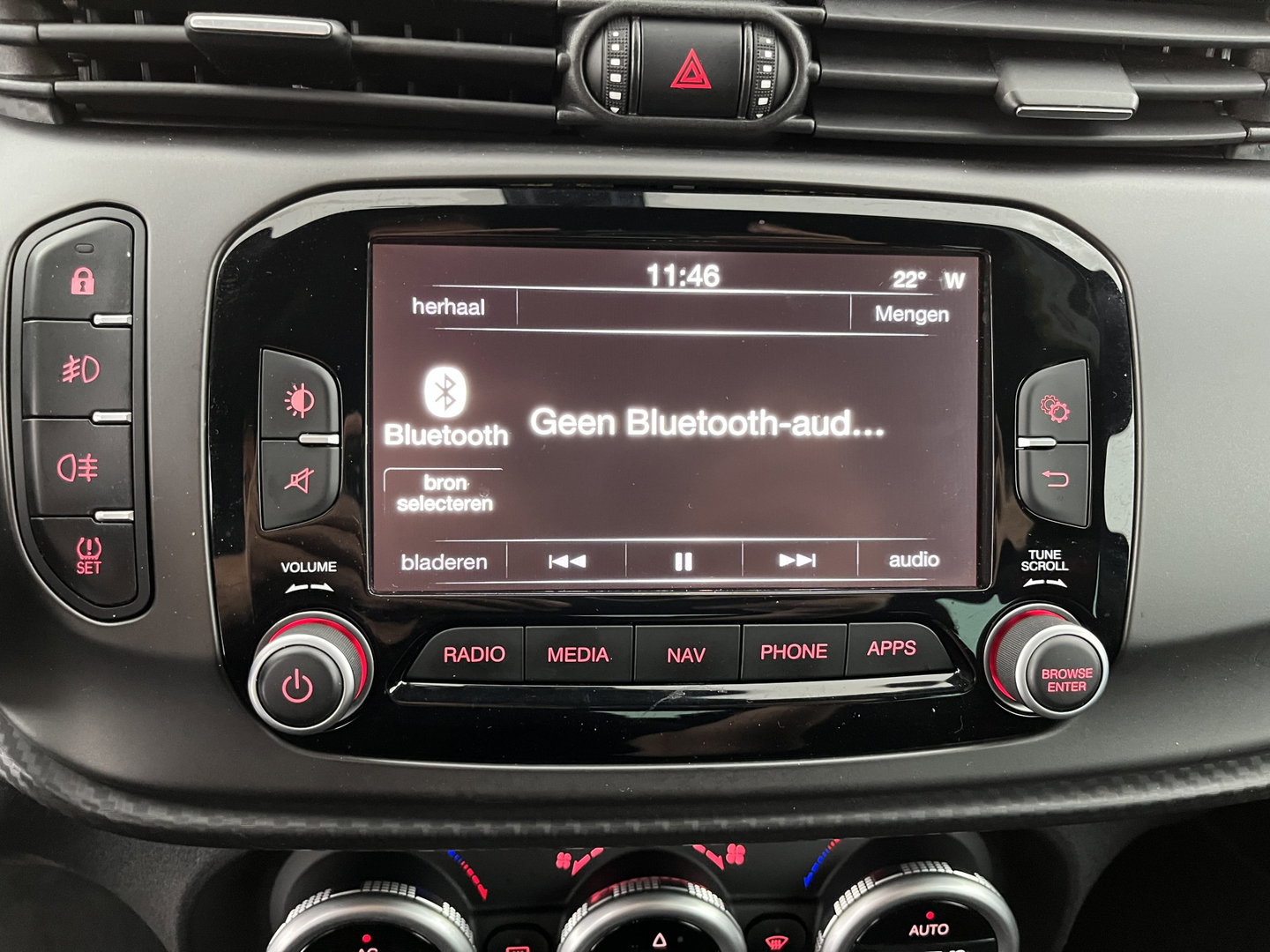 Alfa Romeo Giulietta 1.6 JTDM Super Pack Veloce Aut. *NAVI-FULLMAP | SPORTSEATS | SHIFTPADDLES | PRIVACY-GLASS | ECC | PDC | CRUISE | 17''ALU*