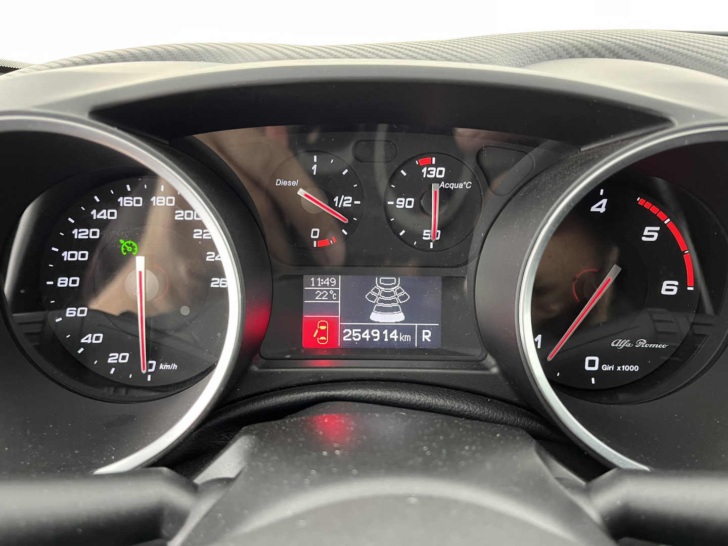 Alfa Romeo Giulietta 1.6 JTDM Super Pack Veloce Aut. *NAVI-FULLMAP | SPORTSEATS | SHIFTPADDLES | PRIVACY-GLASS | ECC | PDC | CRUISE | 17''ALU*