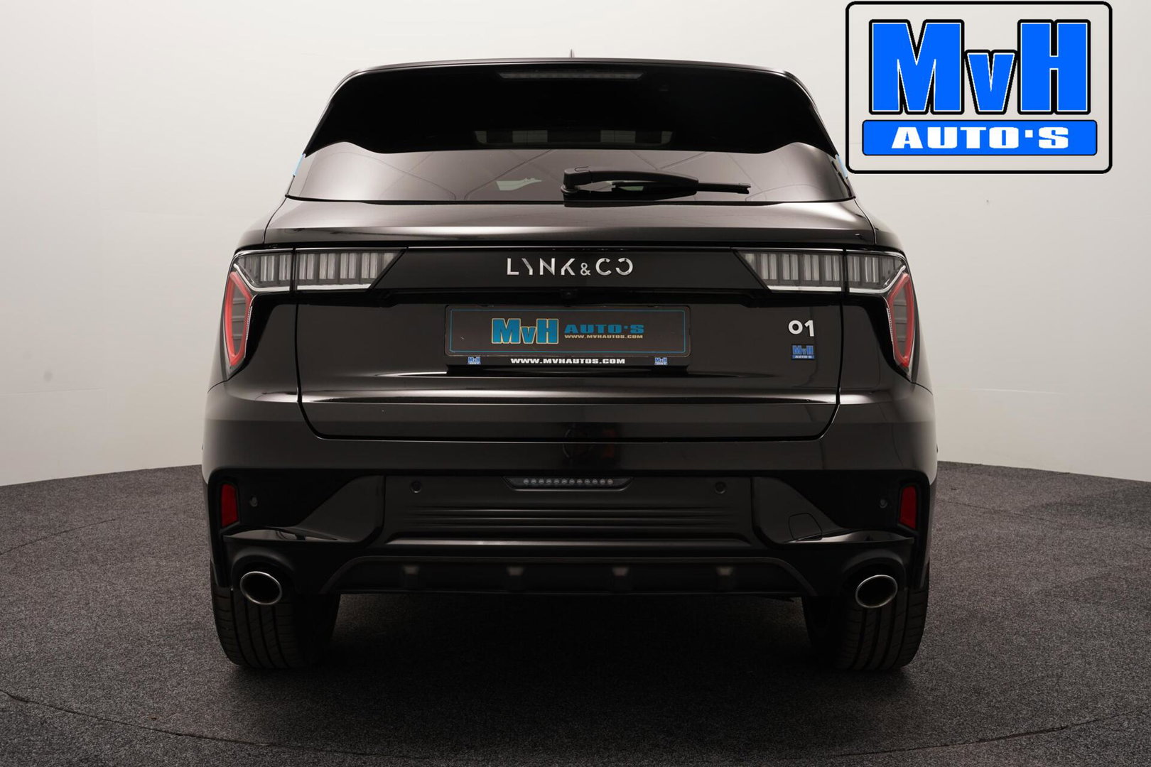 Lynk & Co 01 1.5 Plug-in Hybride|ZWARTE.HEMEL|360ºCAM|PANO