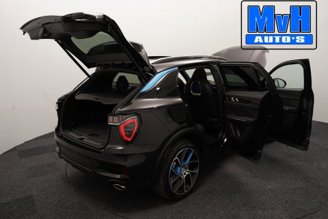 Lynk & Co 01 1.5 Plug-in Hybride|ZWARTE.HEMEL|360ºCAM|PANO