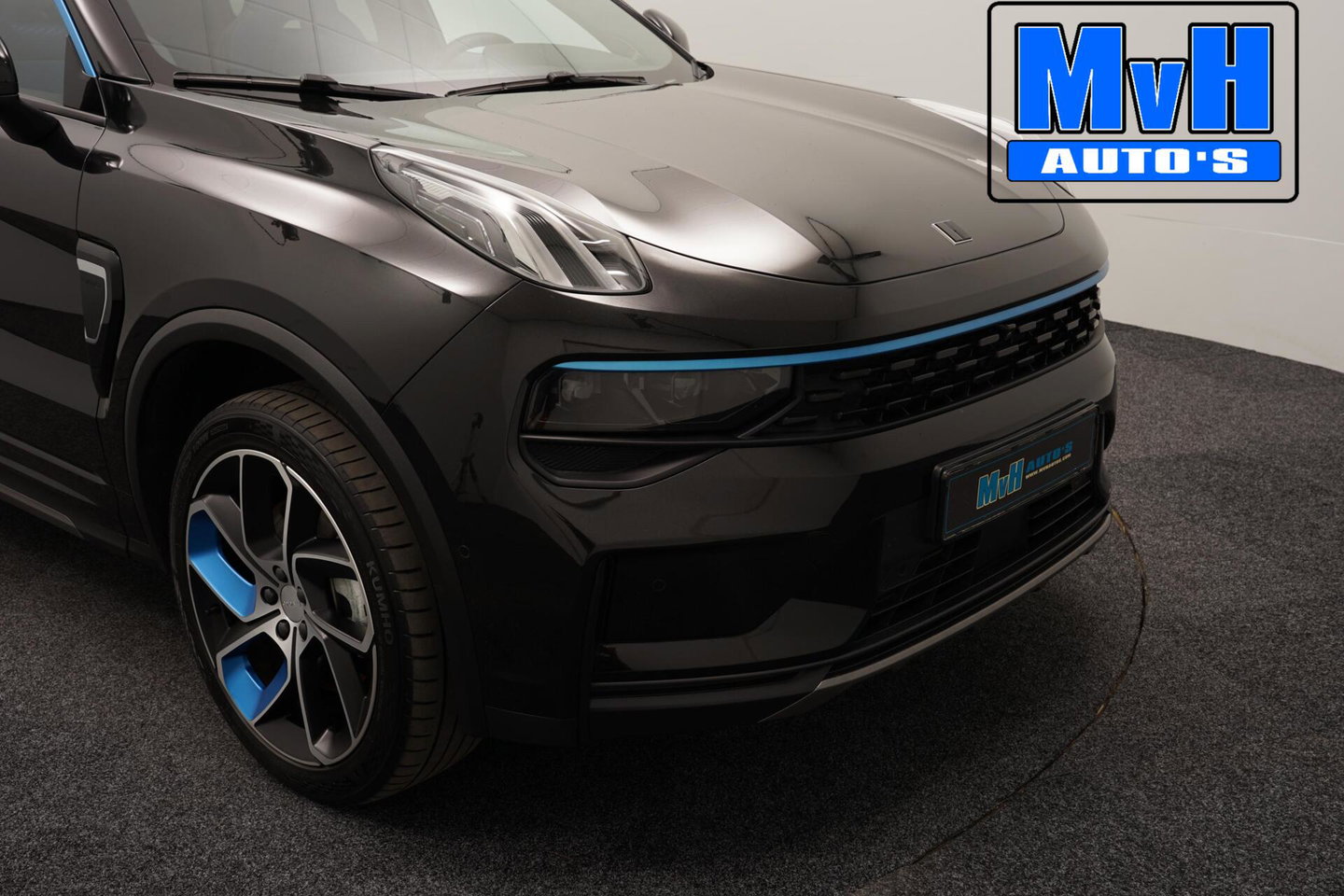 Lynk & Co 01 1.5 Plug-in Hybride|ZWARTE.HEMEL|360ºCAM|PANO