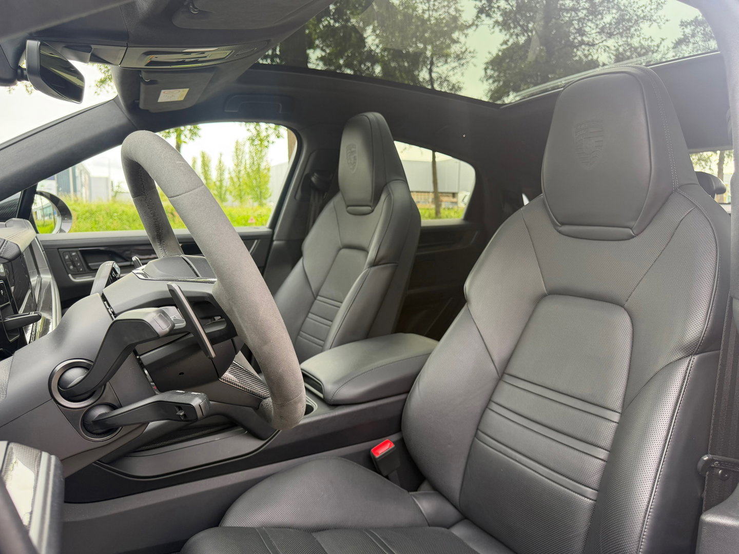 Porsche Cayenne Coupé 3.0 E-Hybrid Carbon|NL-Auto|Memory|Pano|SportChrono|18Wegs