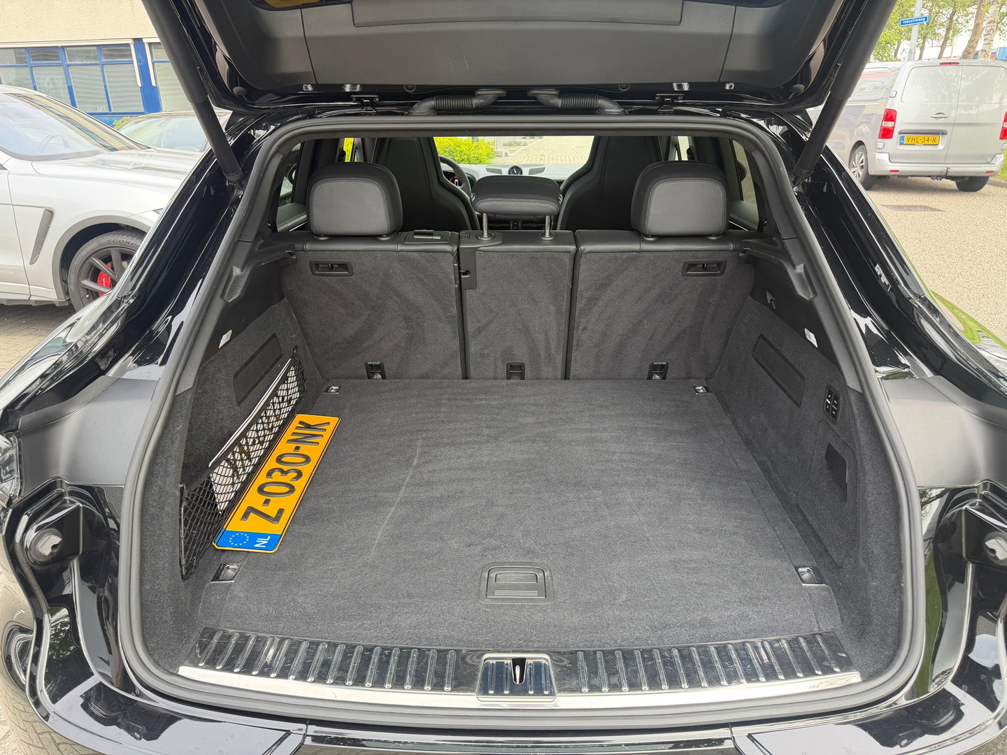 Porsche Cayenne Coupé 3.0 E-Hybrid Carbon|NL-Auto|Memory|Pano|SportChrono|18Wegs