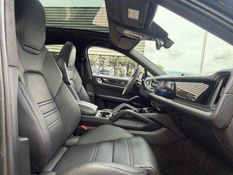 Porsche Cayenne Coupé 3.0 E-Hybrid Carbon|NL-Auto|Memory|Pano|SportChrono|18Wegs