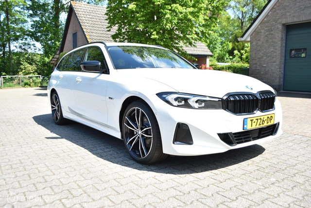 BMW 3 Serie - Touring 320E Aut LCI Curved display