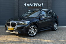 BMW X1 - xDrive25e | Panodak | Camera | Sportstoelen | LED | Elektrische klep | NAVI