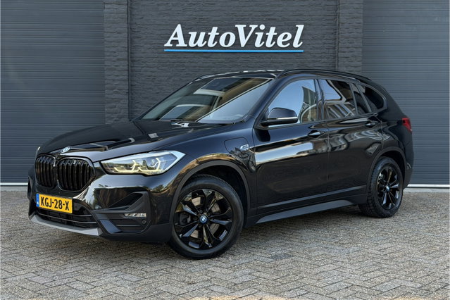 BMW X1 - xDrive25e | Leder | Head-Up | Camera | LED | PDC V + A | 20x op vooraad