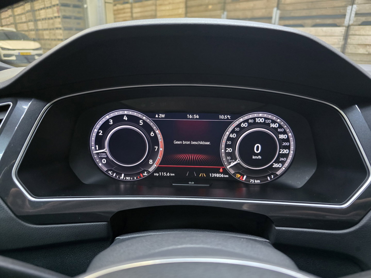 Volkswagen Tiguan 1.4 TSI Comfortline Business R PANO Draadloos laden Camera