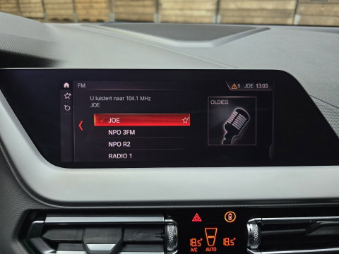 BMW 1-serie 118i High Executive Pano Clima Camera HUD Navi LM