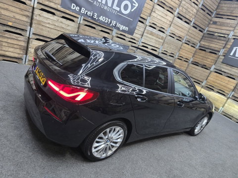 BMW 1-serie 118i High Executive Pano Clima Camera HUD Navi LM