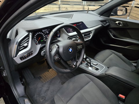 BMW 1-serie 118i High Executive Pano Clima Camera HUD Navi LM