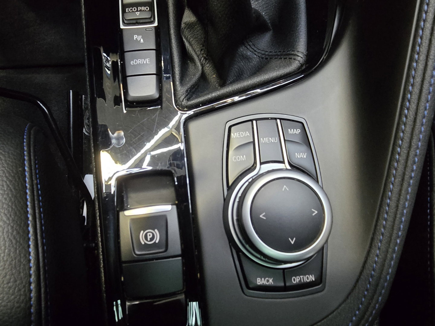 BMW X2 XDrive25e High Executive M Sport Pano Leder LED+ 19"LM