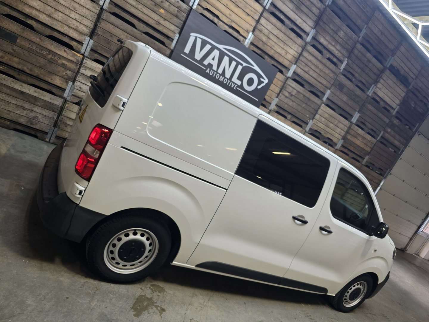 Opel Vivaro-e L2H1 Edition 75 kWh Lat om Lat Airco Cruise Navi Carplay Camera