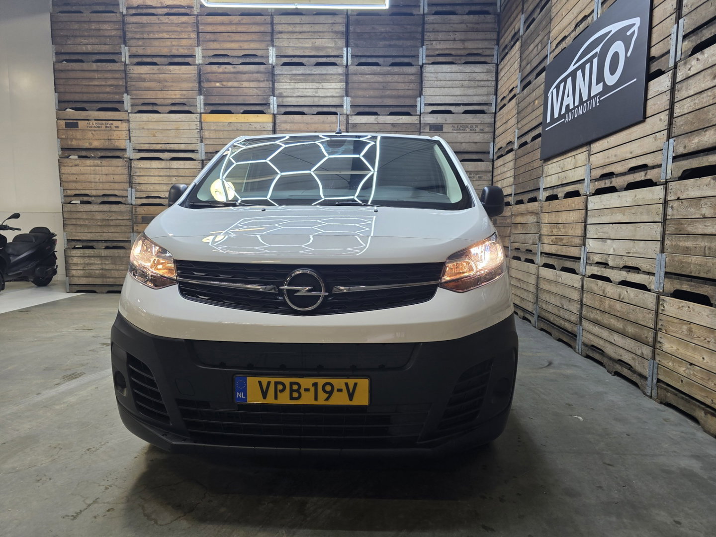Opel Vivaro-e L2H1 Edition 75 kWh Lat om Lat Airco Cruise Navi Carplay Camera