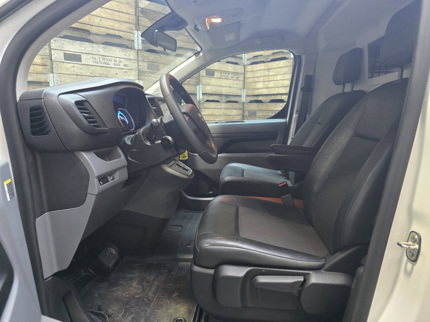 Opel Vivaro-e L2H1 Edition 75 kWh Lat om Lat Airco Cruise Navi Carplay Camera