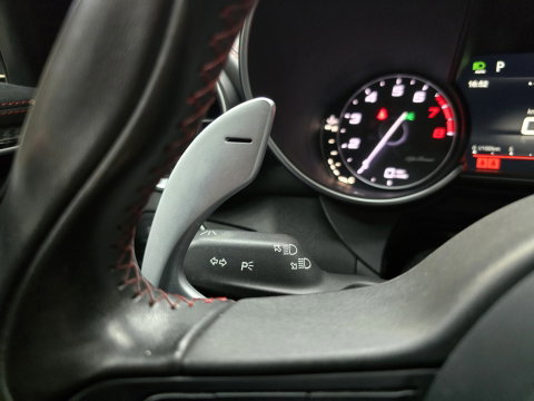 Alfa Romeo Giulia 2.9 V6 Quadrifoglio Bi Xenon Navi Clima Cruise A.S. 19"LM Trofeo 510 PK!