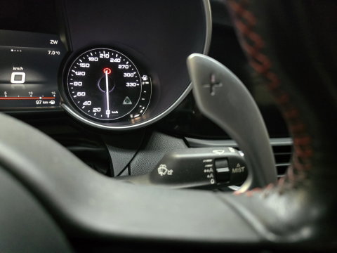 Alfa Romeo Giulia 2.9 V6 Quadrifoglio Bi Xenon Navi Clima Cruise A.S. 19"LM Trofeo 510 PK!