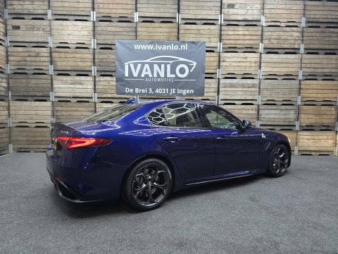 Alfa Romeo Giulia 2.9 V6 Quadrifoglio Bi Xenon Navi Clima Cruise A.S. 19"LM Trofeo 510 PK!
