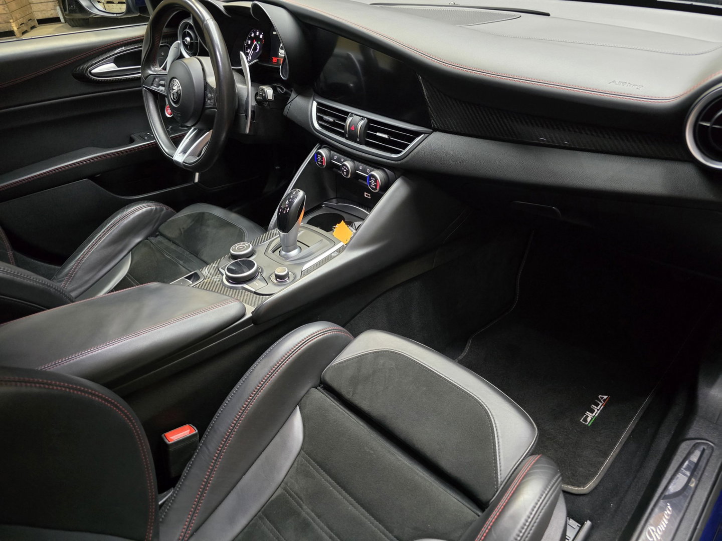 Alfa Romeo Giulia 2.9 V6 Quadrifoglio Bi Xenon Navi Clima Cruise A.S. 19"LM Trofeo 510 PK!