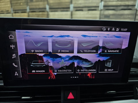 Audi A4 Avant 40 TFSI S edition 3x Sline Navi Clima Led Matrix Trekhaak LM