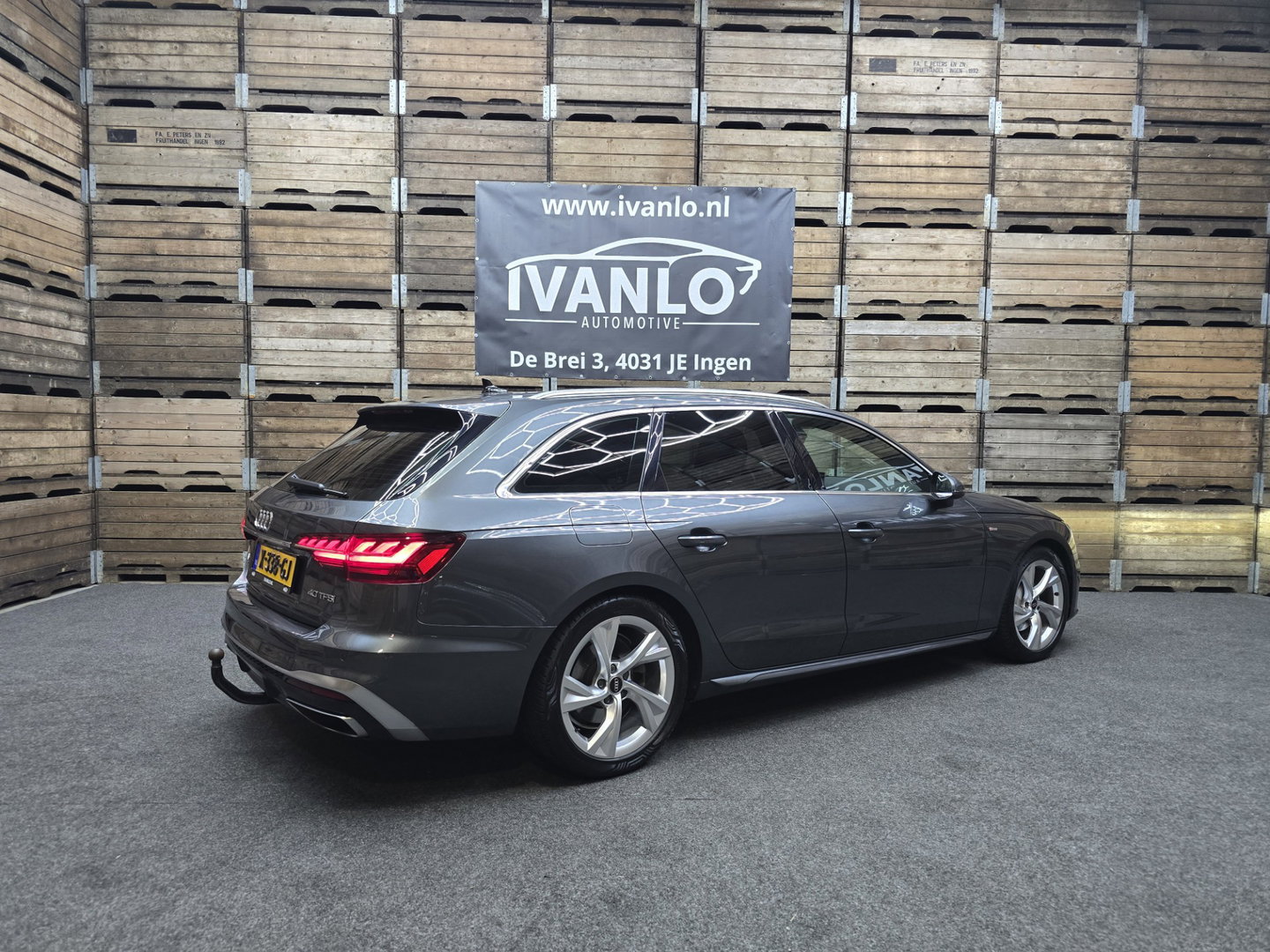 Audi A4 Avant 40 TFSI S edition 3x Sline Navi Clima Led Matrix Trekhaak LM