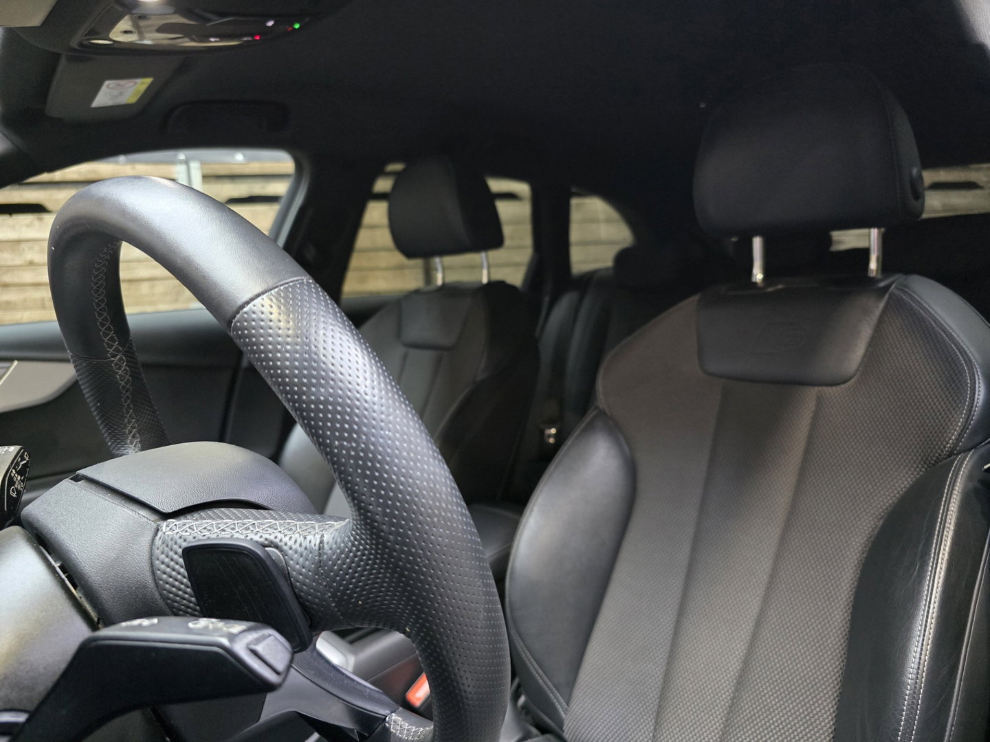 Audi A4 Avant 40 TFSI S edition 3x Sline Navi Clima Led Matrix Trekhaak LM