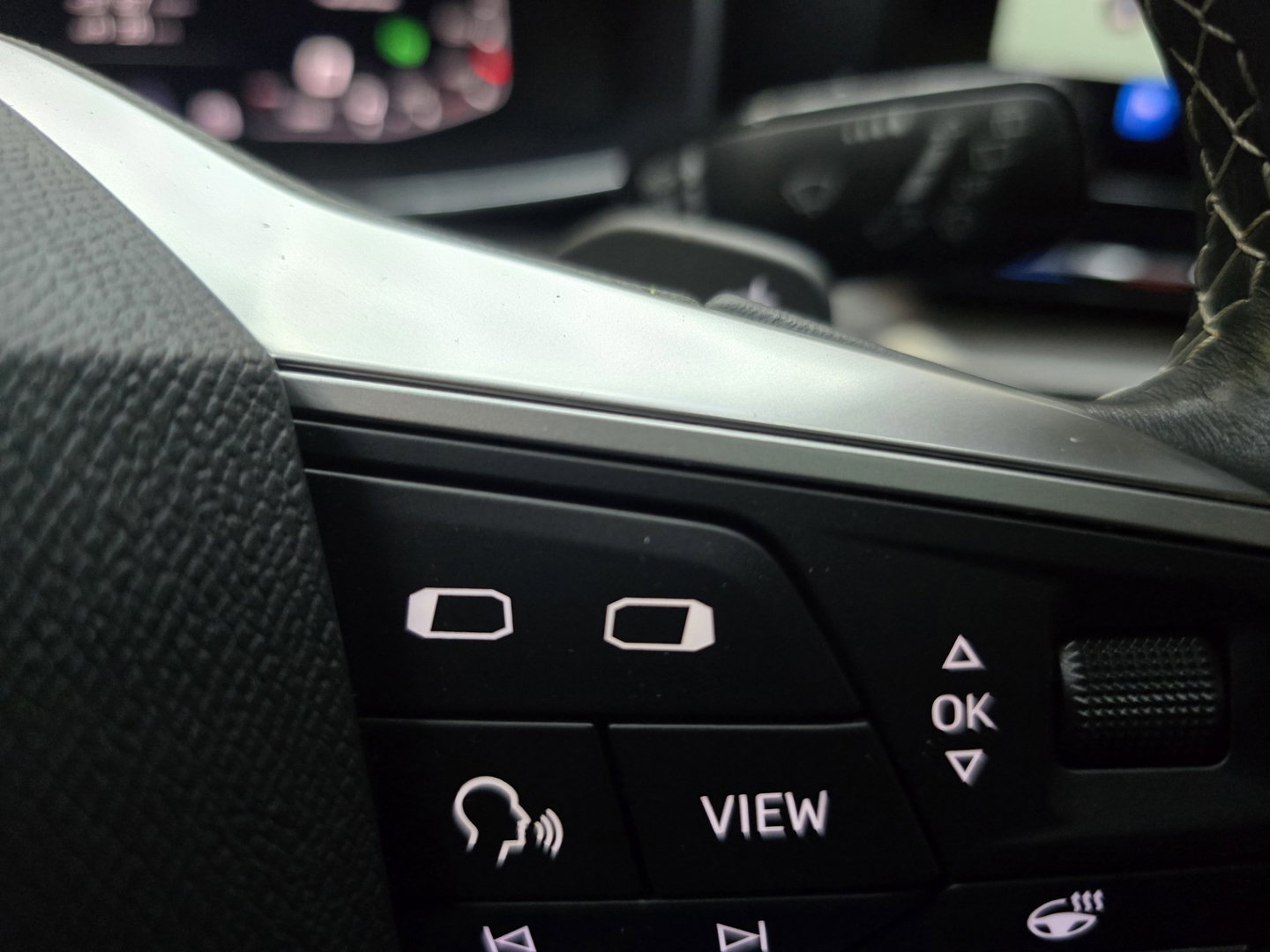 SEAT Leon 1.4 TSI eHybrid PHEV Xcellence Pano Clima Navi Camera 18"LM