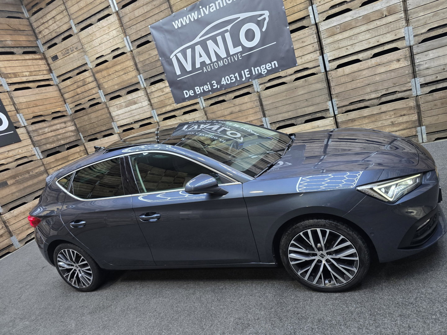 SEAT Leon 1.4 TSI eHybrid PHEV Xcellence Pano Clima Navi Camera 18"LM