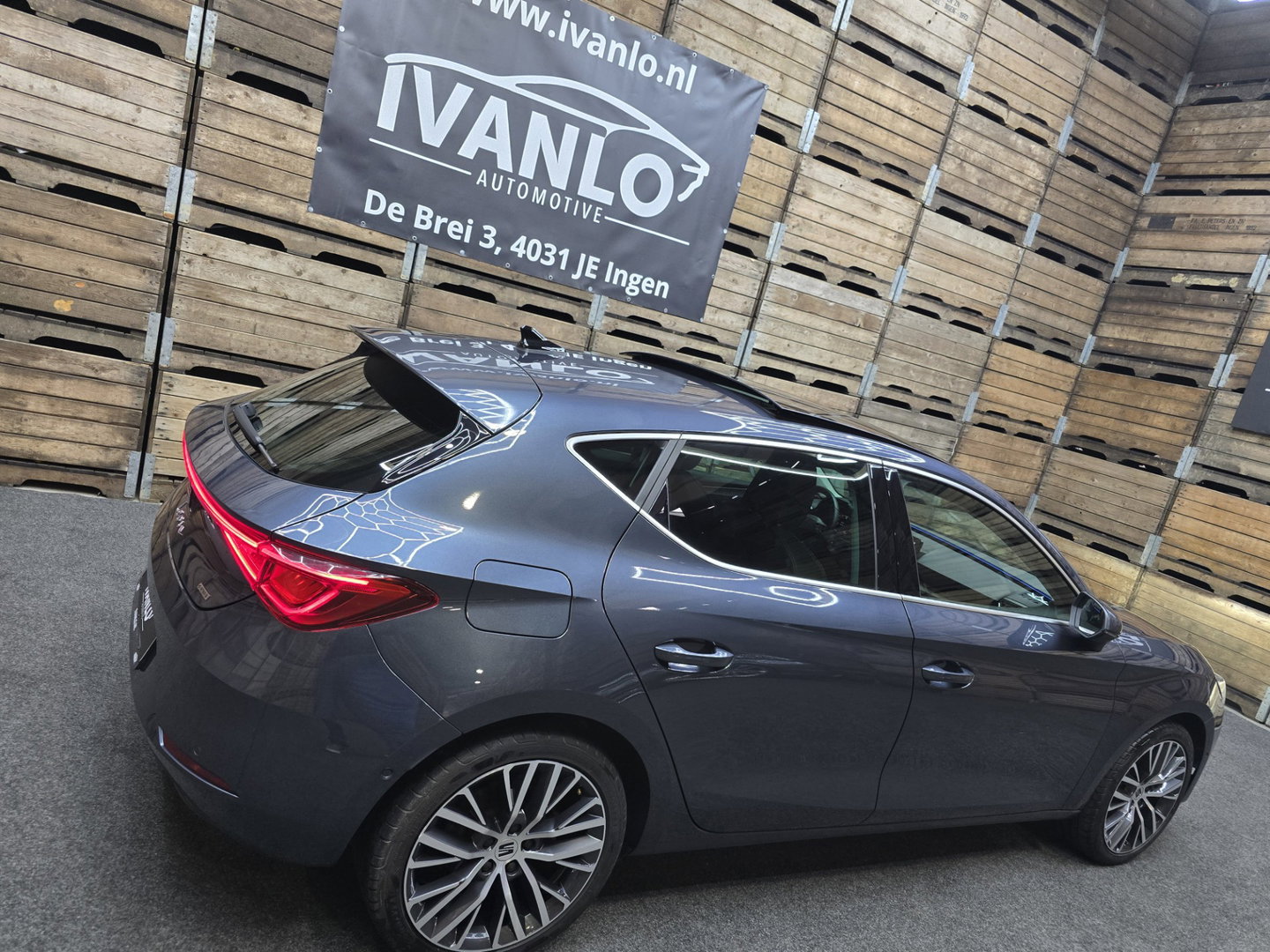 SEAT Leon 1.4 TSI eHybrid PHEV Xcellence Pano Clima Navi Camera 18"LM