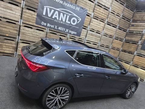 SEAT Leon 1.4 TSI eHybrid PHEV Xcellence Pano Clima Navi Camera 18"LM