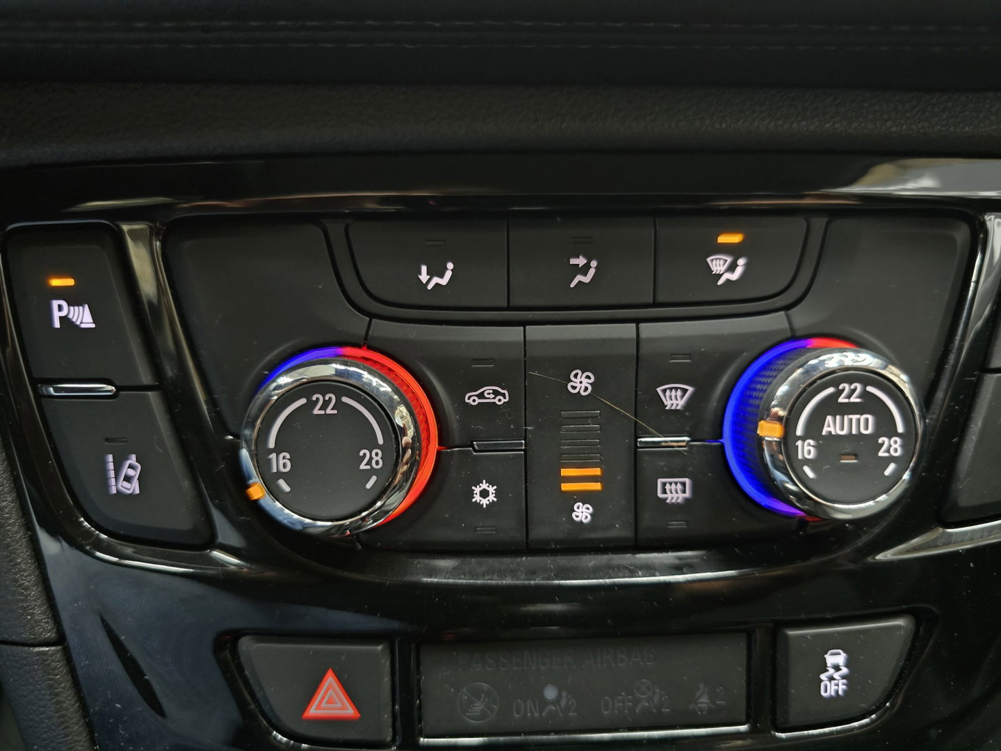 Opel Mokka X 1.4 Turbo Innovation LED Navi Clima Camera Trekhaak 17"LM