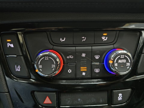 Opel Mokka X 1.4 Turbo Innovation LED Navi Clima Camera Trekhaak 17"LM