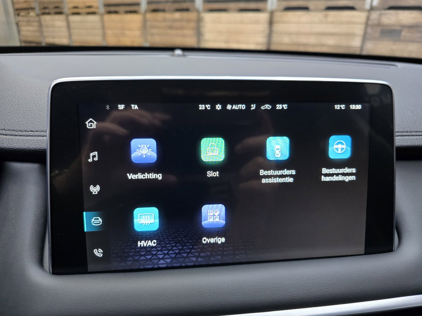 MG EHS 1.5 TGDI Luxury PHEV Pano Leder Camera Cruise 18"LM Trekhaak
