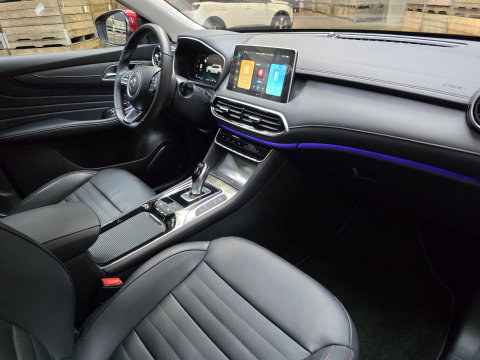 MG EHS 1.5 TGDI Luxury PHEV Pano Leder Camera Cruise 18"LM Trekhaak