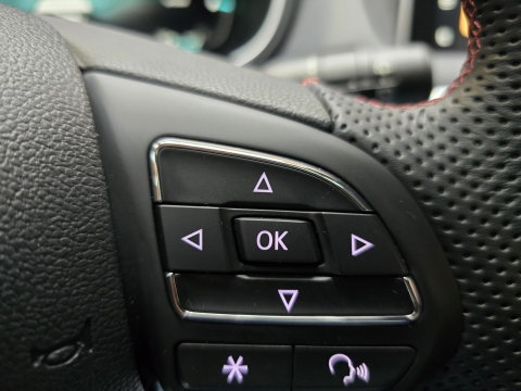 MG EHS 1.5 TGDI Luxury PHEV Pano Leder Camera Cruise 18"LM Trekhaak