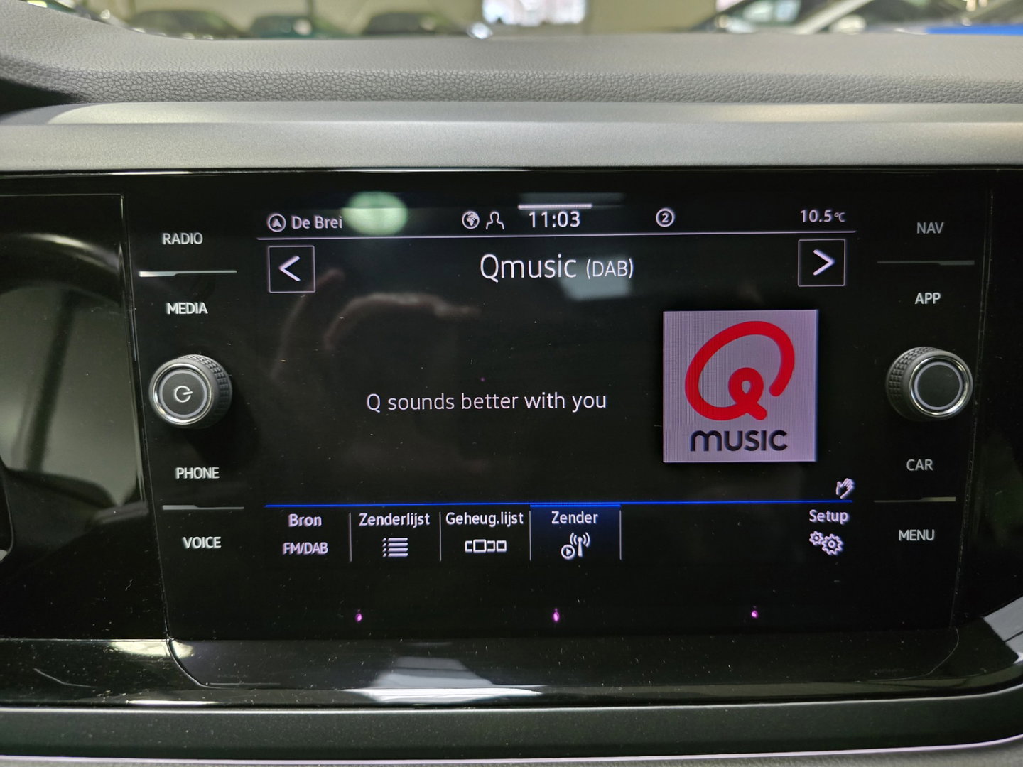 Volkswagen Taigo 1.0 TSI R-Line Business Pano IQ Led Navi Clima Camera 18"LM