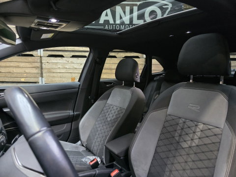 Volkswagen Taigo 1.0 TSI R-Line Business Pano IQ Led Navi Clima Camera 18"LM