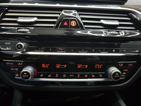 BMW 5 Serie 530e Business Edition Plus HUD Navi LED Memory stoelv en koeling LM