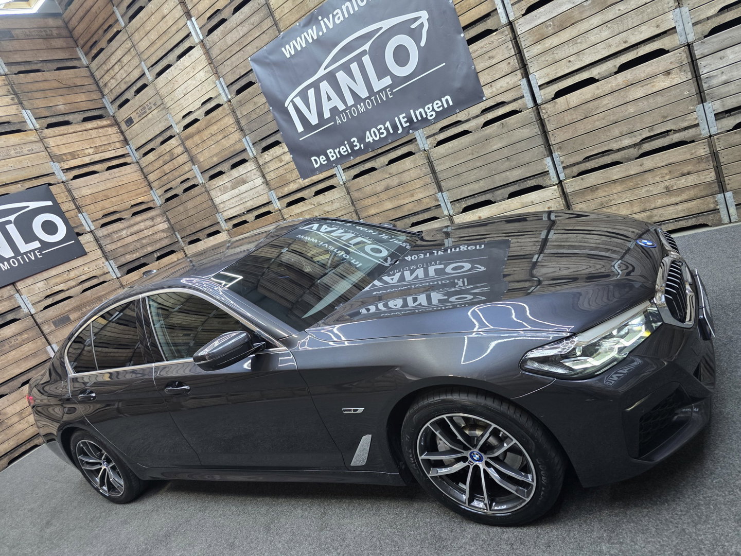 BMW 5 Serie 530e Business Edition Plus HUD Navi LED Memory stoelv en koeling LM