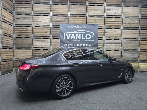 BMW 5 Serie 530e Business Edition Plus HUD Navi LED Memory stoelv en koeling LM