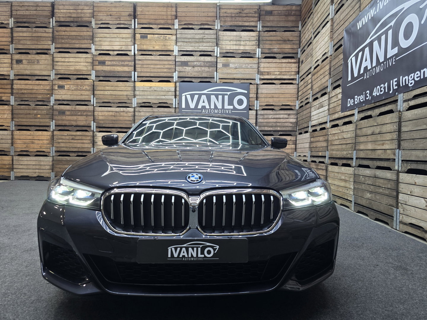BMW 5 Serie 530e Business Edition Plus HUD Navi LED Memory stoelv en koeling LM