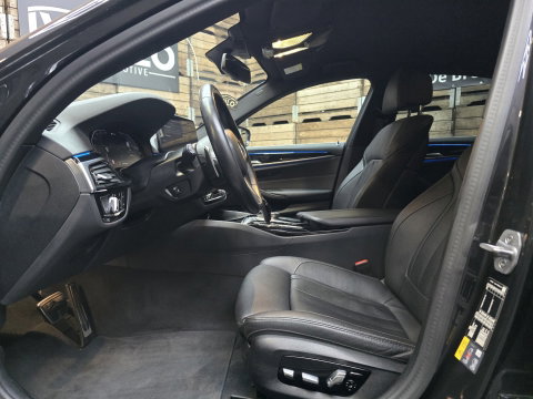 BMW 5 Serie 530e Business Edition Plus HUD Navi LED Memory stoelv en koeling LM