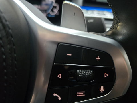 BMW 5 Serie 530e Business Edition Plus HUD Navi LED Memory stoelv en koeling LM